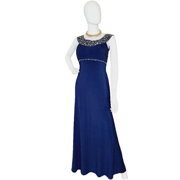 Betsy Adam  - Picture 4 of 17